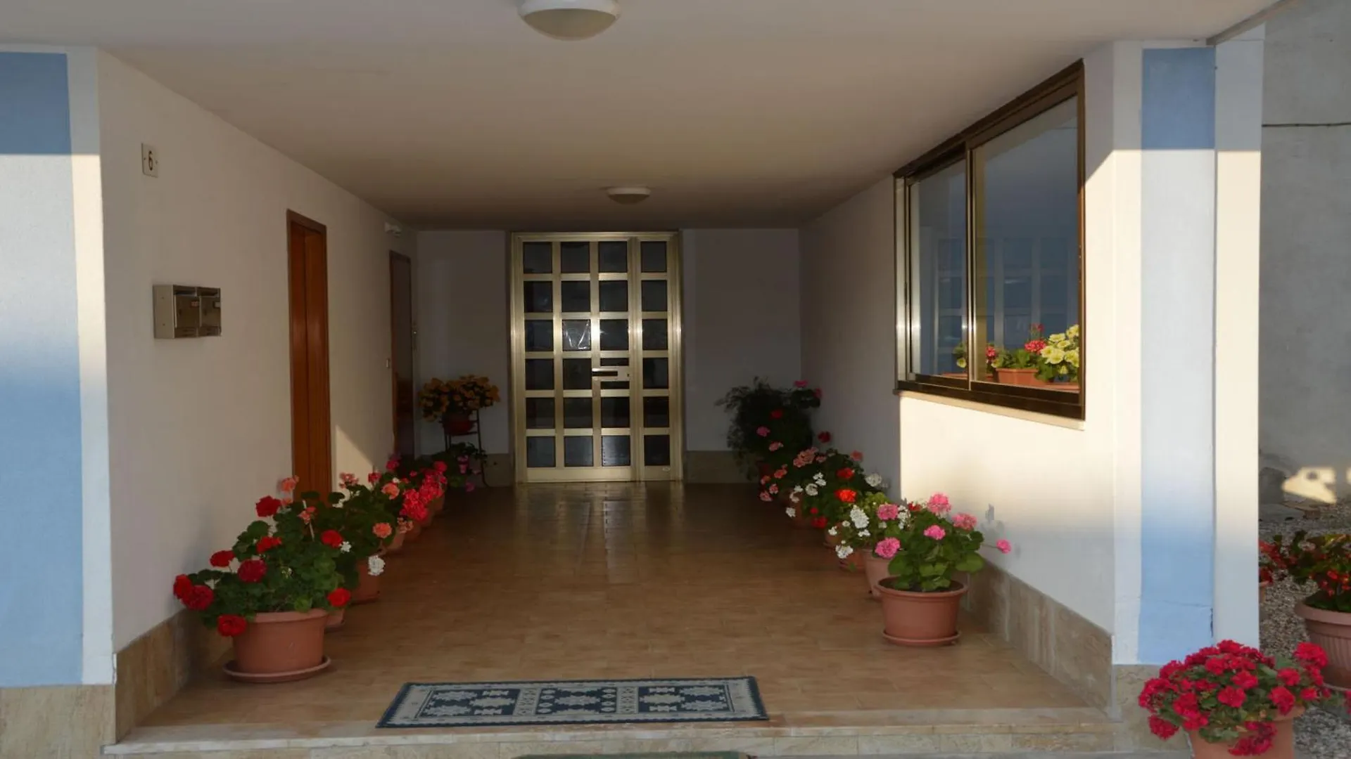 Comfy Family Flat Near The Beach - Beahost Rental Caorle Italy